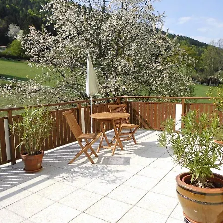 Seeblick-appartement-1 Apartment